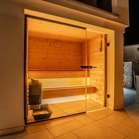 Apartment Nachhaltige Wellnessauszeit Mit Traumblick, Pool, Sauna, Whirl-wanne *
