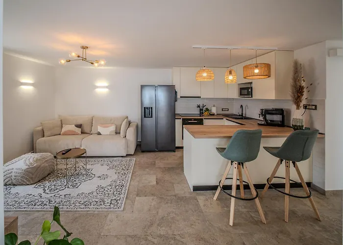 Lägenhet Nachhaltige Wellnessauszeit Mit Traumblick, Pool, Sauna, Whirl-wanne *