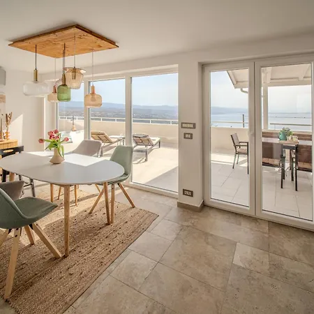 Nachhaltige Wellnessauszeit Mit Traumblick, Pool, Sauna, Whirl-wanne Appartamento *