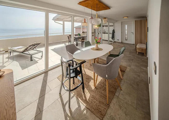 Nachhaltige Wellnessauszeit Mit Traumblick, Pool, Sauna, Whirl-wanne Apartment Opatija