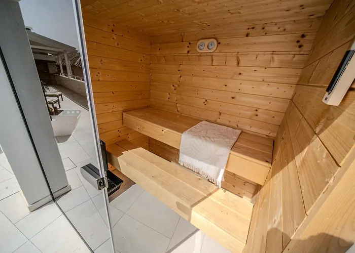 Nachhaltige Wellnessauszeit Mit Traumblick, Pool, Sauna, Whirl-wanne Apartment *